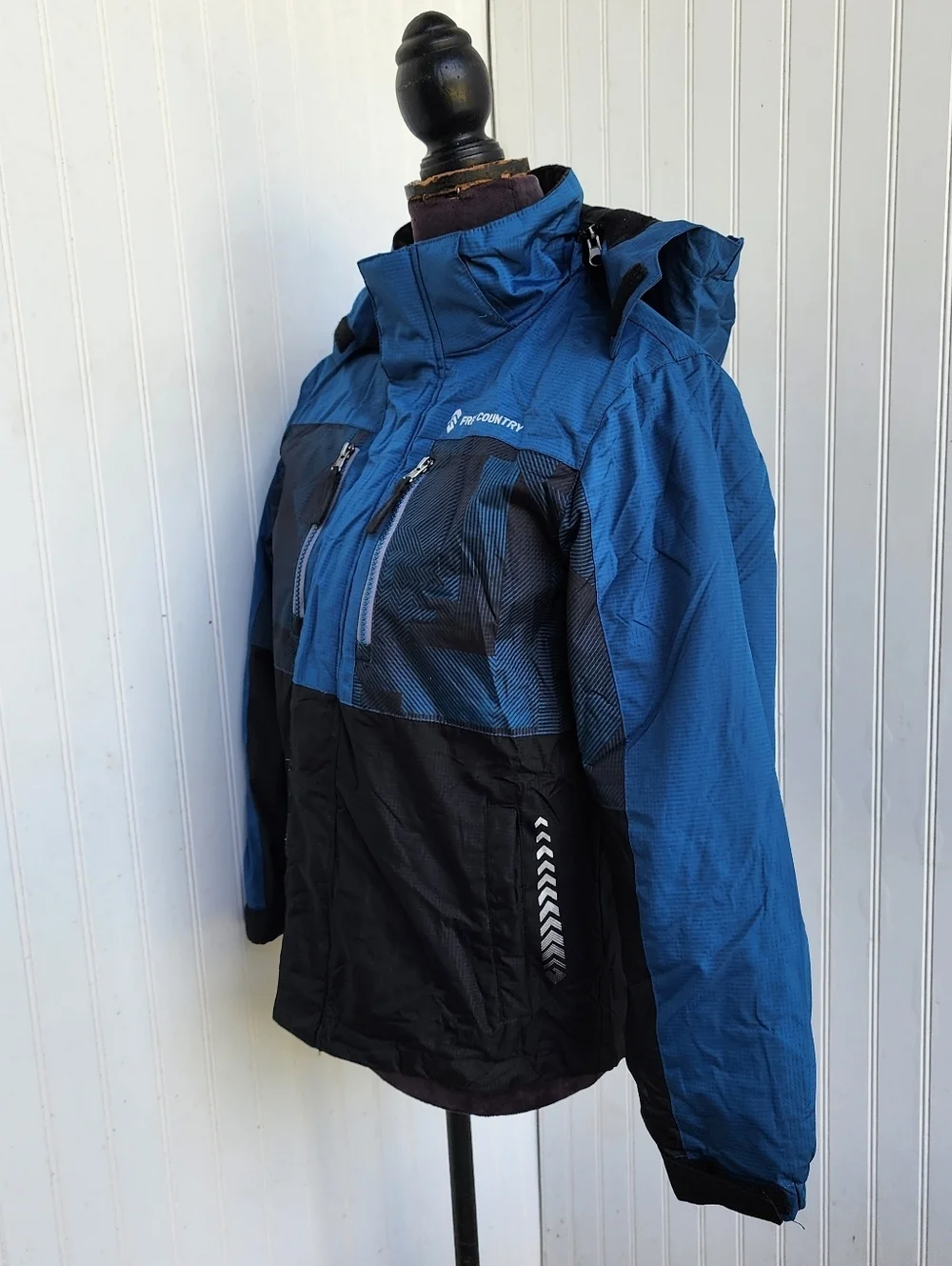 Free Country Electric Blue Black Zip Winter Coat Boy's Kids Hood M (10/12)